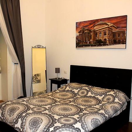 La Dimora Dell'Artista Apartment ปาแลร์โม ภายนอก รูปภาพ